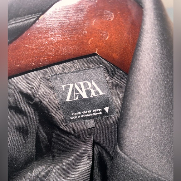 Zara blazer - Picture 3 of 9